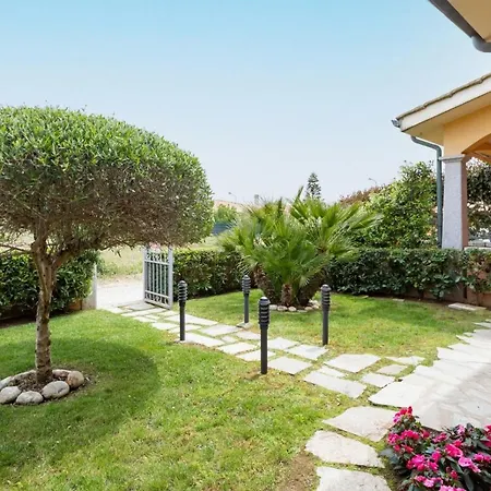 2 Km Dal Mare Relax Con Barbecue Feriehus *